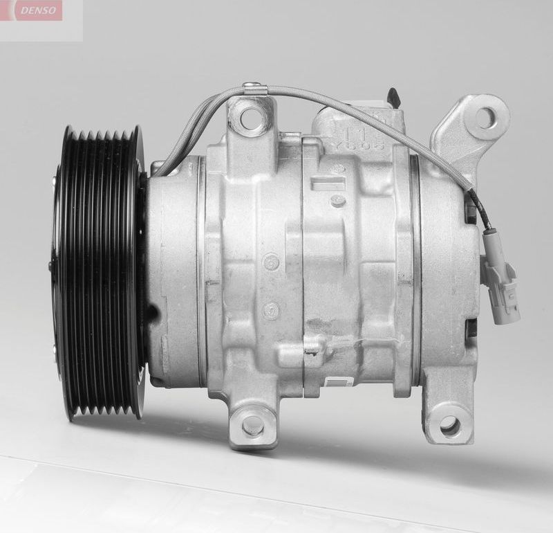 Компрессор кондиционера Denso. Артикул DCP50092