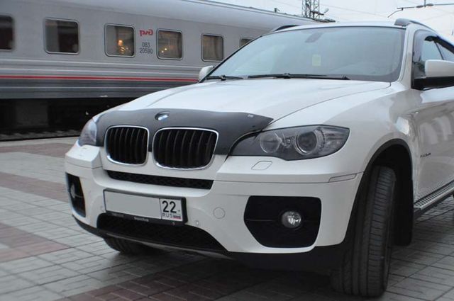 Дефлектор SIM для капота BMW X5 E70 2007-2012. (узкий). Артикул SBMWX50712S