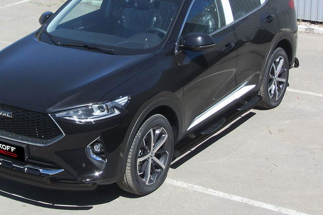 Защита порогов Slitkoff d76 с проступями для Haval F7 2019-2026 Черная. Артикул HavF7005B