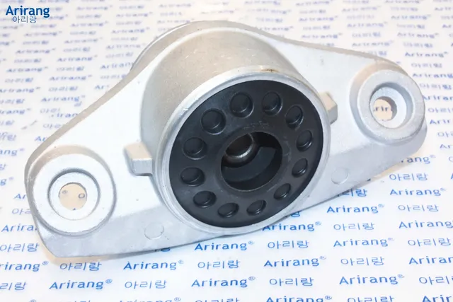 Опора заднего амортизатора (Arirang). Артикул ARG241066