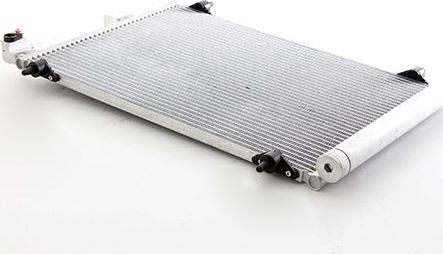 Радиатор кондиционера (конденсатор) BSG для Peugeot 407 2004-2011. Артикул BSG 70-525-011