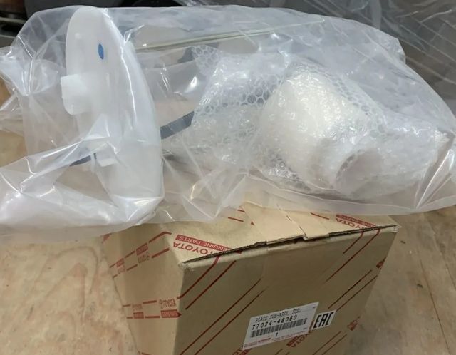 Топливный фильтр Toyota. Артикул 7702448060