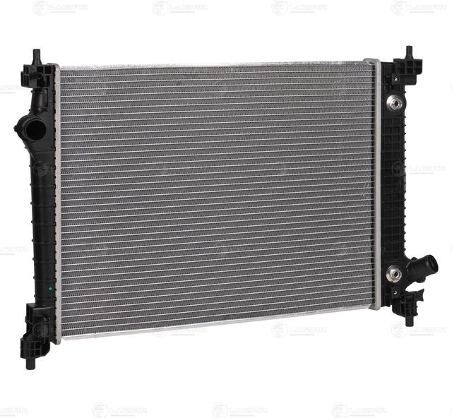 Радиатор охлаждения двигателя Luzar для Ravon Nexia R3 2015-2026. Артикул LRc 0534