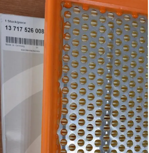 Воздушный фильтр BMW. Артикул 13717526008