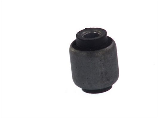 Сайлентблок заднего рычага подвески Yamato. Артикул J52009AYMT