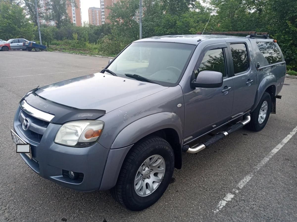 Дефлектор Vip-Tuning для капота с надписью Mazda BT-50 2006-2011. Артикул MZD29