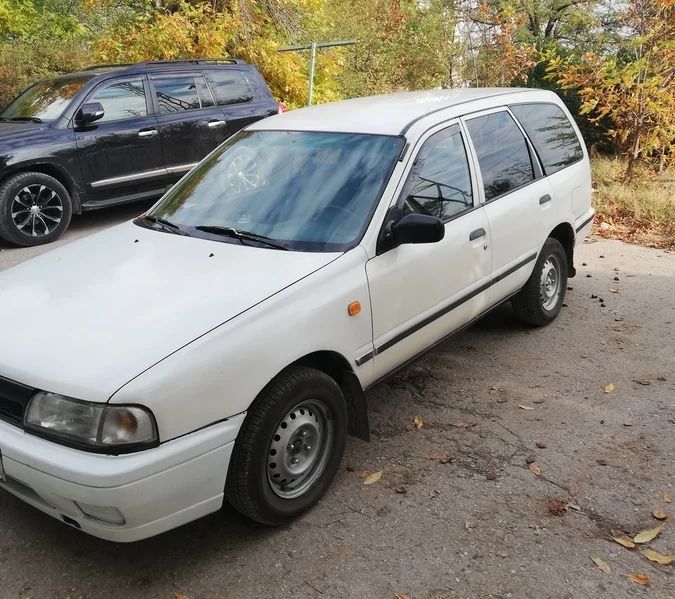 Дефлекторы Heko для окон (передняя пара) Nissan Sunny Y10 5-дв. 1991-2000. Артикул 24216