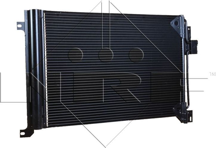 Радиатор кондиционера (конденсатор) NRF (алюминий). Артикул 35625