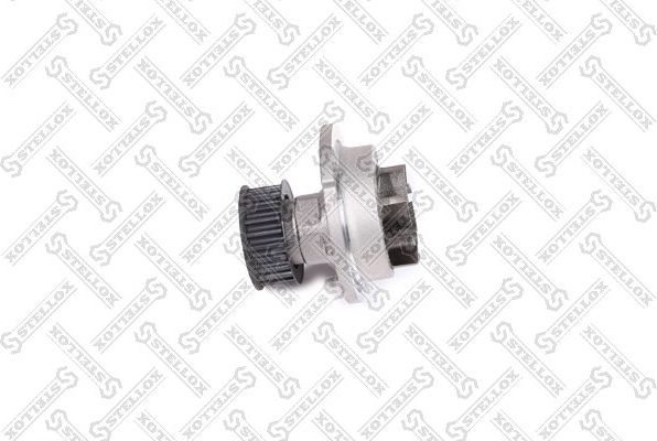 Помпа (водяной насос) Stellox для Daewoo Rezzo 2000-2008. Артикул 4500-0359-SX