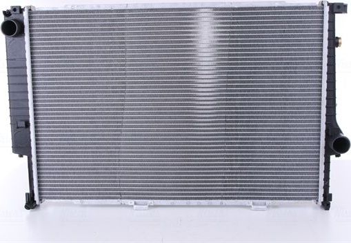 Радиатор охлаждения двигателя Nissens для BMW 8 I (E31) 1990-1994. Артикул 60747A