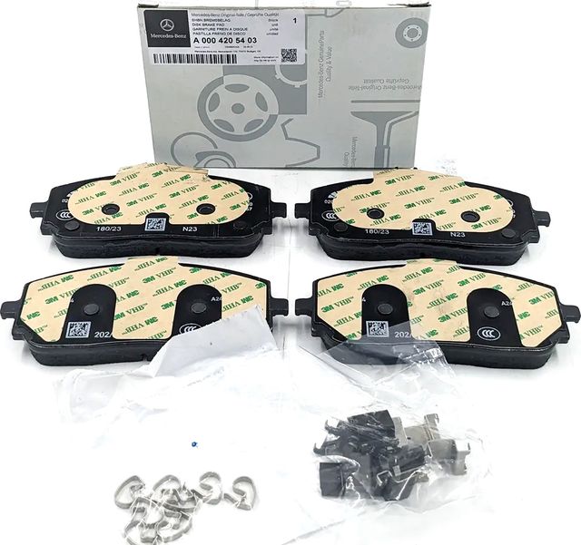 Комплект колодок тормозных 4шт org Mercedes-Benz. Артикул A0004205403