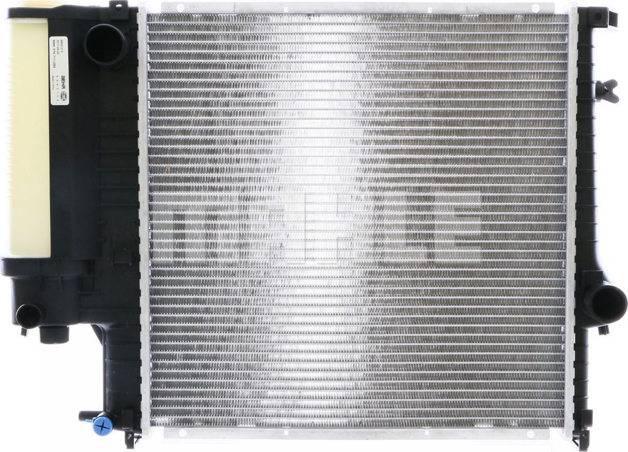Радиатор охлаждения двигателя Mahle Behr. Артикул CR 239 000S