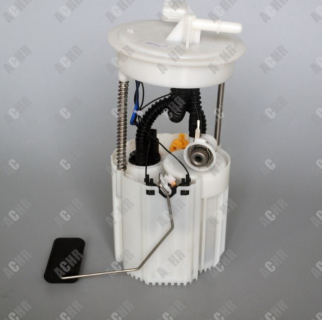 ТОПЛИВНЫЙ БЕНЗОНАСОС В СБОРЕ NISSAN ALMERA TINO (V10) 1.8 ALMERA TINO (Achr). Артикул EFM1081204
