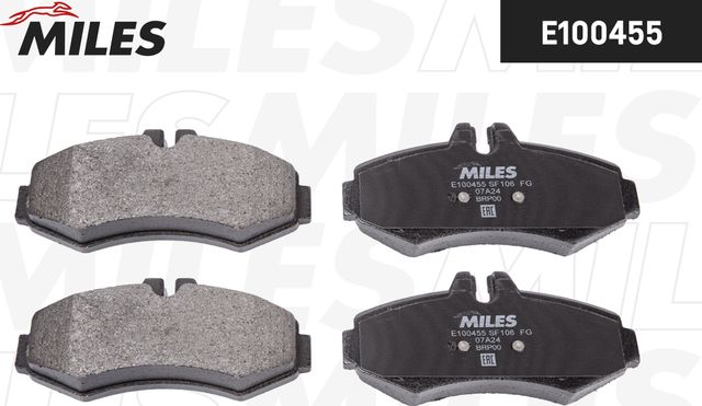 Тормозные колодки Miles (Semi-Metallic). Артикул E100455