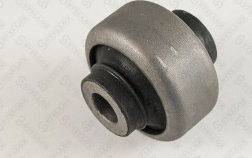 Сайлентблок переднего рычага подвески Stellox. Артикул 87-05425-SX
