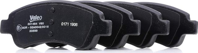 Тормозные колодки Valeo First. Артикул 301464