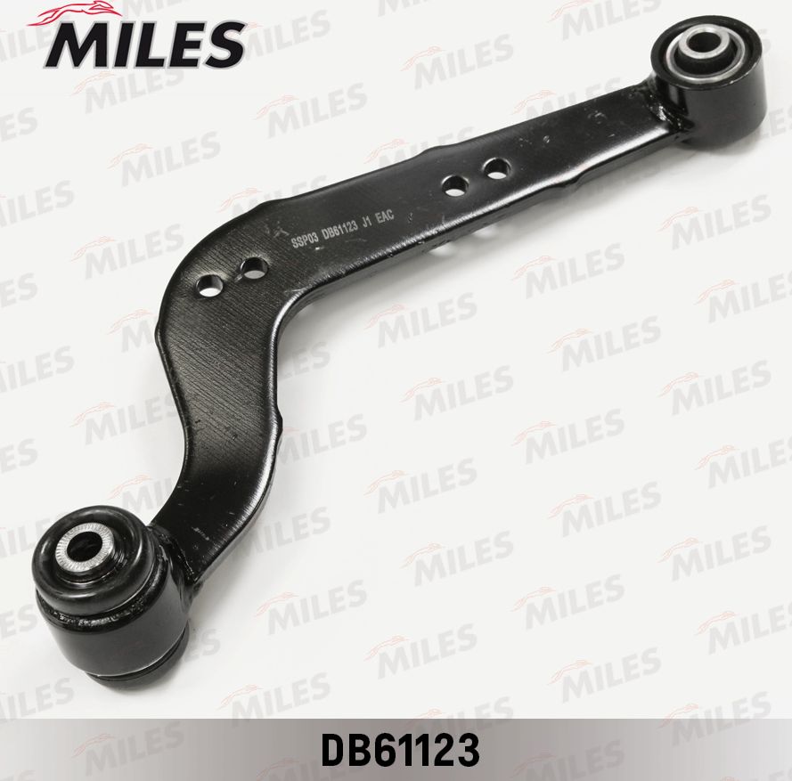 Поперечный рычаг задней подвески Miles (Листовая сталь). Артикул DB61123