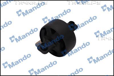 Сайлентблок заднего рычага подвески Mando. Артикул DCC010412