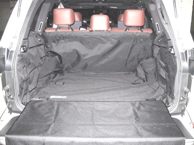 Защитный чехол AUTOSMSTUDIO "Standart" в багажник автомобиля для Lexus LX 450d (5 мест) 10.2015-2026, серый. Артикул TP-LX570-STD-GR