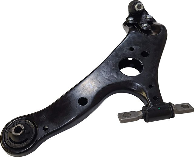 Рычаг передней подвески CTR. Артикул CQ0355X