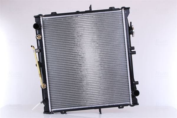 Радиатор охлаждения двигателя Nissens. Артикул 66643