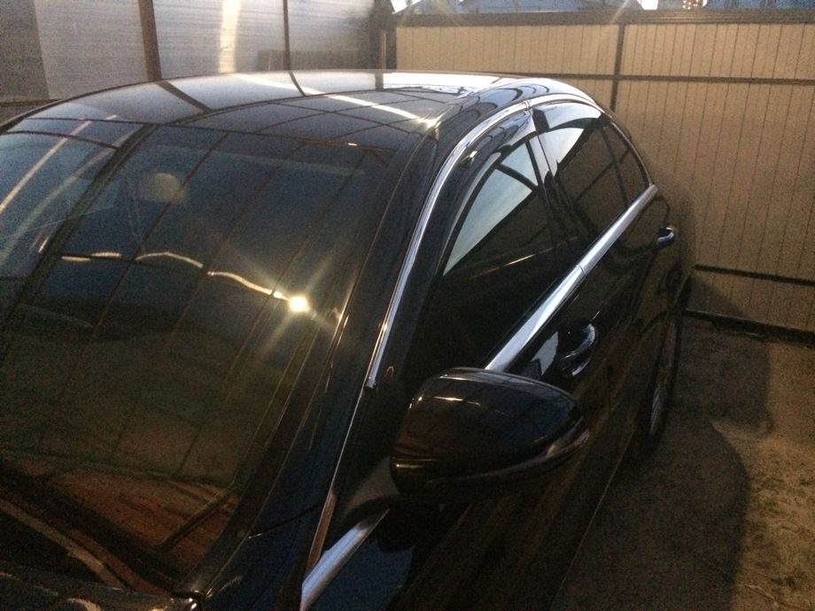 Дефлекторы V-Star для окон (с хром. молдингом) Mercedes-Benz C-Класс W205 седан 2014-2026. Артикул CHR21205