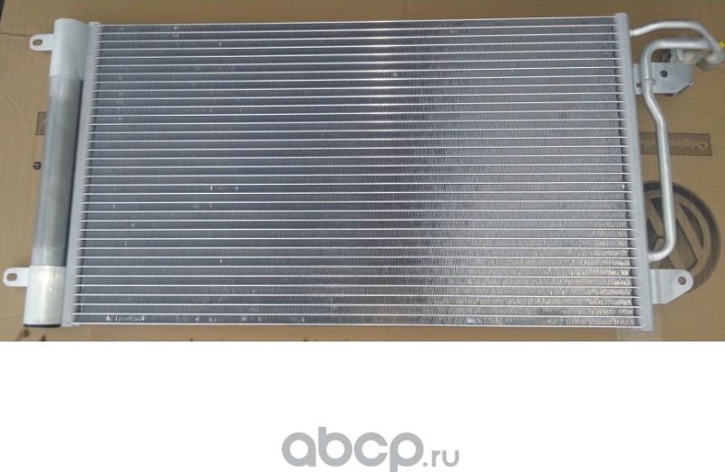 Радиатор кондиционера (конденсатор) VAG. Артикул 6R0820411D