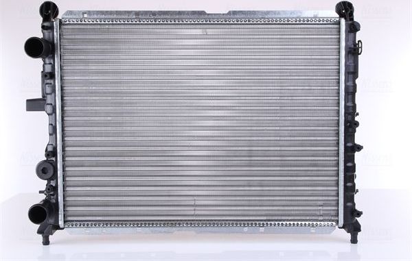 Радиатор охлаждения двигателя Nissens. Артикул 61842