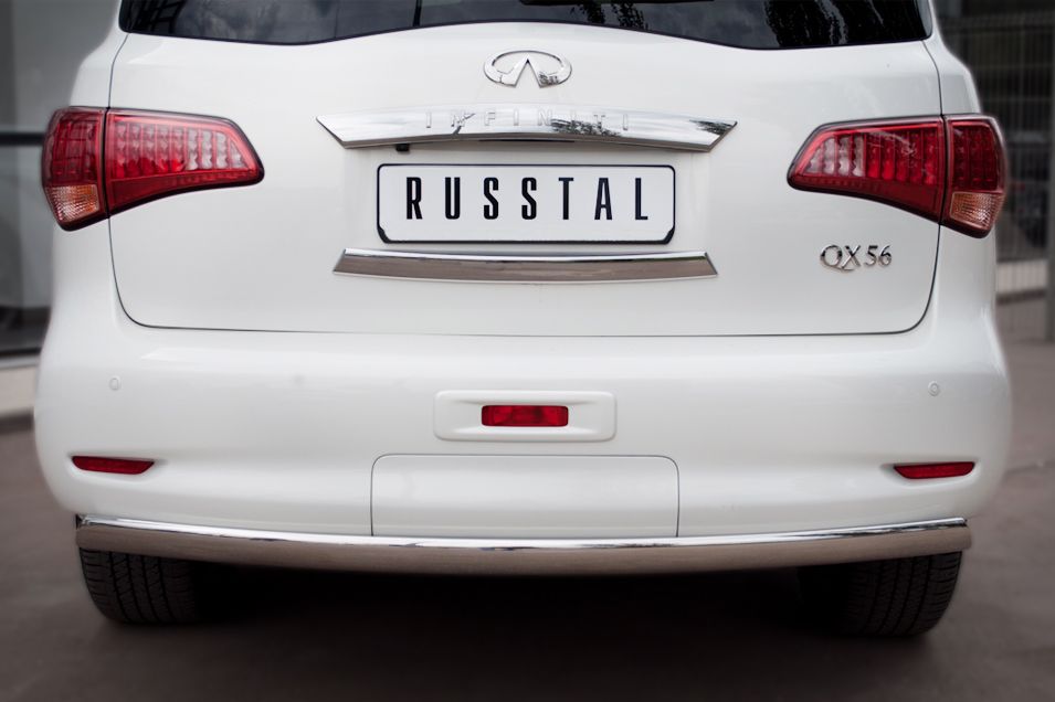Защита RusStal заднего бампера 75х42 овал для Infiniti QX56 III 2010-2013. Артикул INZ-000848