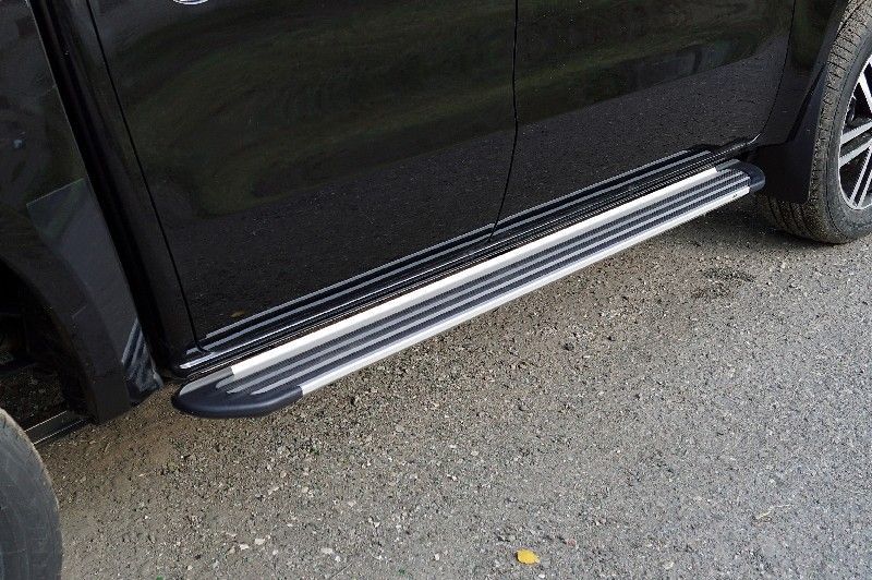 Пороги алюминиевые ТСС Slim Line Silver 1920 мм для Dongfeng DF6 2.3D Luxury 2022-2026. Артикул DONGFDF622-29S