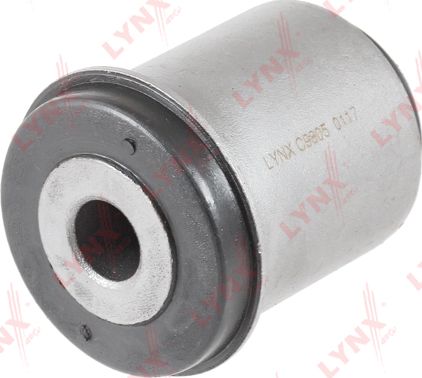 Сайлентблок переднего рычага подвески LYNXauto. Артикул C9805