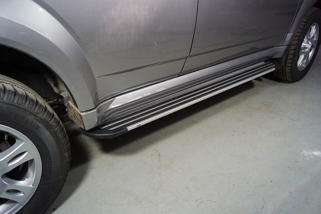 Пороги алюминиевые ТСС Slim Line Silver 1720 мм для Haval H5 2020-2026. Артикул HAVH520-33S