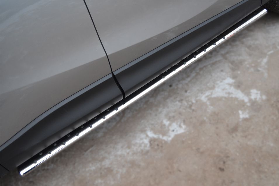 Защита RusStal порогов труба d75х42 овальная с проступью для Mazda CX-5 2011-2017. Артикул M5O-001137