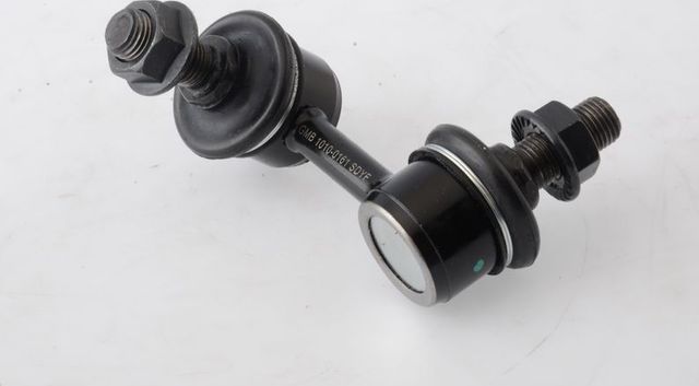 Стойка (тяга) стабилизатора GMB передняя правая для Hyundai Terracan I 2001-2006. Артикул 1010-0161