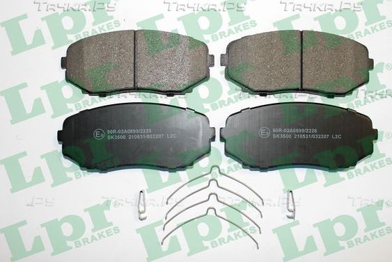 Тормозные колодки LPR передние для Mitsubishi Outlander III 2012-2026. Артикул 05P2207