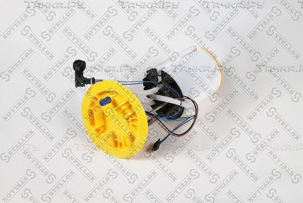 Бензонасос (топливный насос) (в сборе) Stellox. Артикул 10-01752-SX