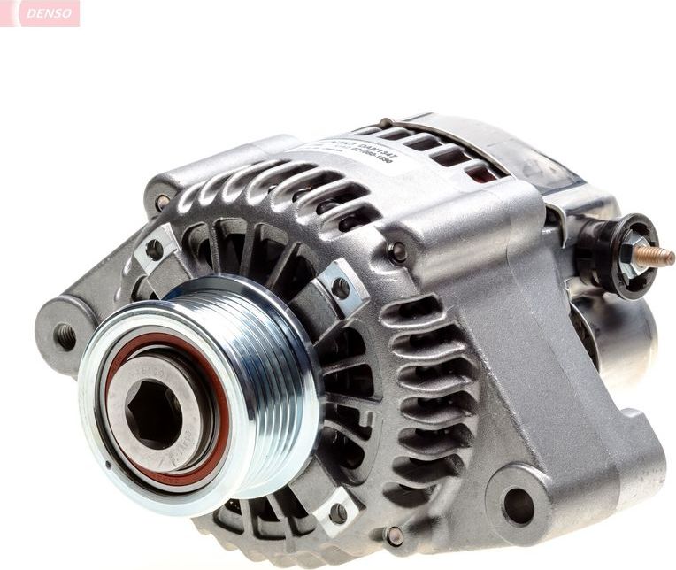 Генератор Denso. Артикул DAN1347