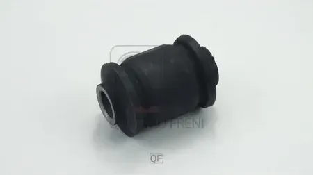 САЙЛЕНТБЛОК ПЕРЕДНИЙ ПЕРЕДНЕГО РЫЧАГА, QF30D00105 (Quattro Freni). Артикул QF30D00105