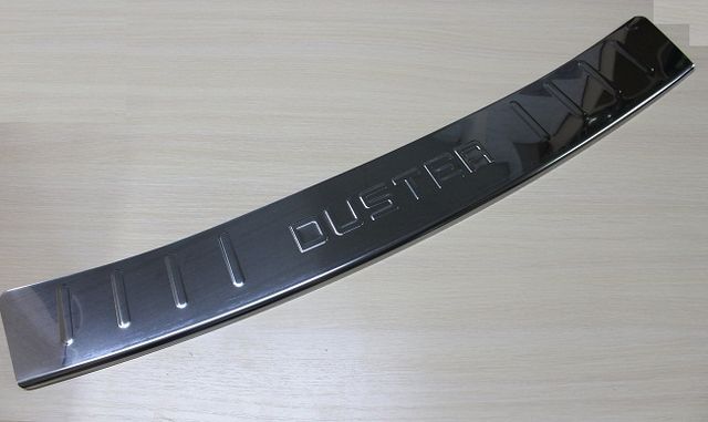 Накладка Ладья на бампер для Renault Duster I 2012-2020. Артикул 015.61.59н