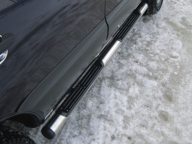 Защита порогов "RusStal" труба d76 с накладками (вариант 2) для Suzuki Grand Vitara 5-дв. 2008-2012. Артикул SNT-0010292