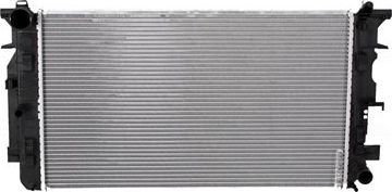 Радиатор охлаждения двигателя Nissens ** FIRST FIT **. Артикул 67156A