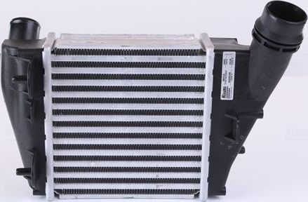 Интеркулер Nissens ** FIRST FIT **. Артикул 96410