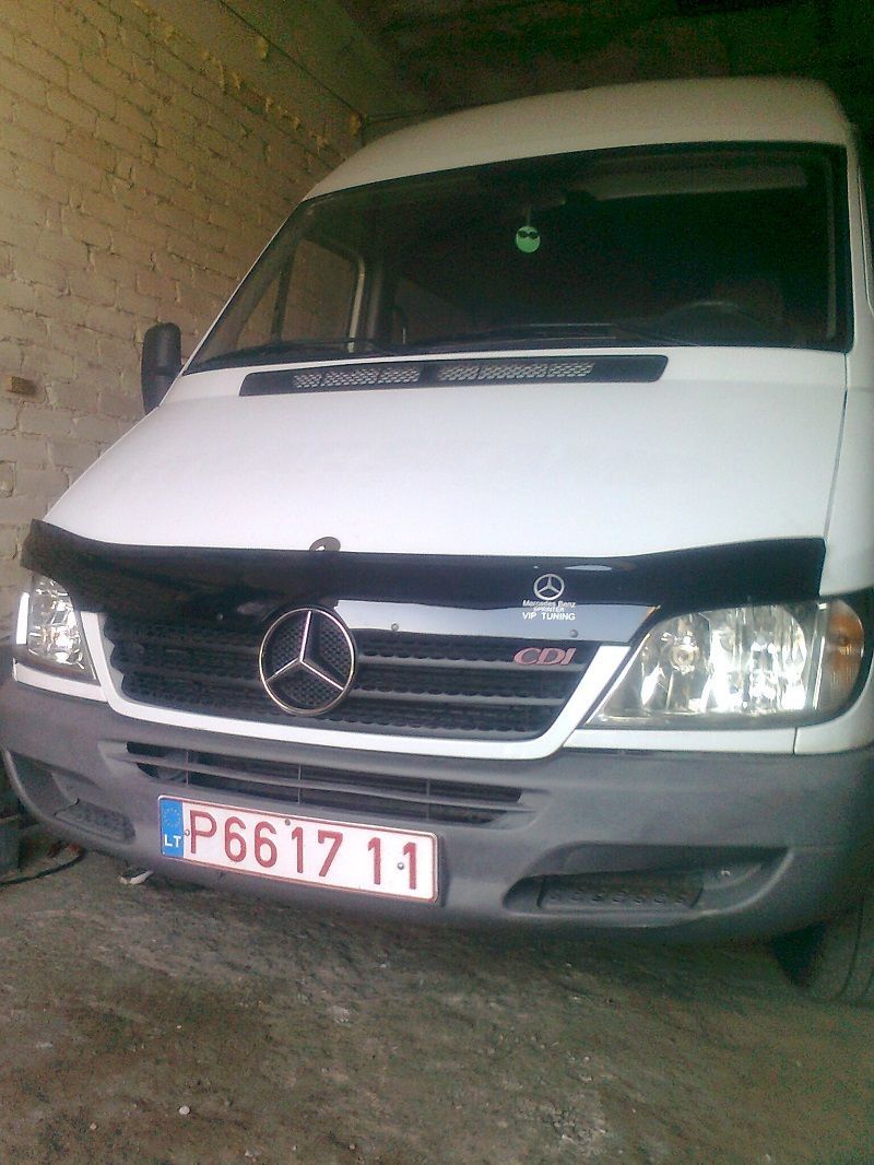 Дефлектор Vip-Tuning для капота Mercedes-Benz Sprinter W903 2002-2006. Артикул MRD04