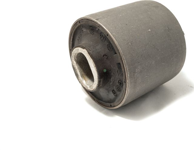 Сайлентблок переднего рычага подвески Cworks правый/левый для Mercedes-Benz SLC I (R172) 2016-2026. Артикул F280R0061