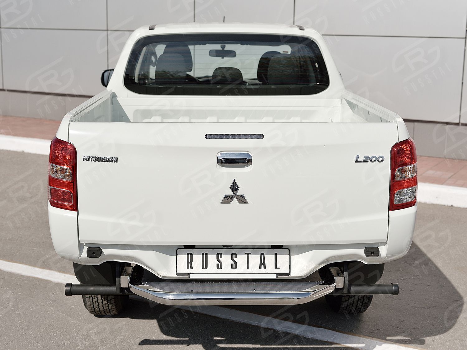 Защита РусCталь заднего бампера Ф63 с листом (Лист нерж, проф. нерж)(вариант 3) для Mitsubishi L200 V 2015-2019. Артикул ML2Z-0022533