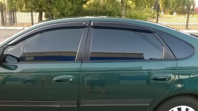 Дефлекторы Cobra Tuning для окон Toyota Avensis I Т220 хэтчбек 1997-2002. Артикул T24197