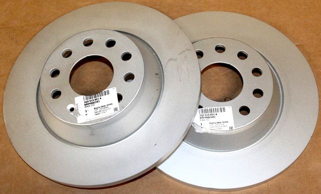 Тормозной диск VAG задний для Volkswagen Tiguan II 2016-2026. Артикул 3Q0615601A