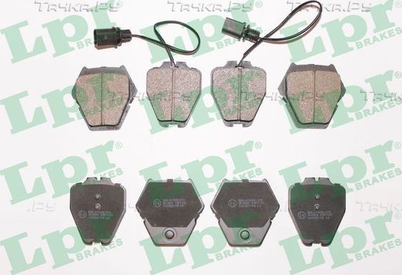 Тормозные колодки LPR передние для Volkswagen Passat B5 2000-2005. Артикул 05P1121
