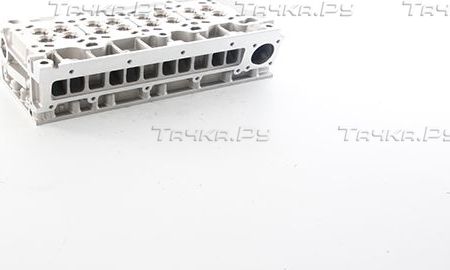 Головка блока цилиндров BSG. Артикул BSG 25-110-008