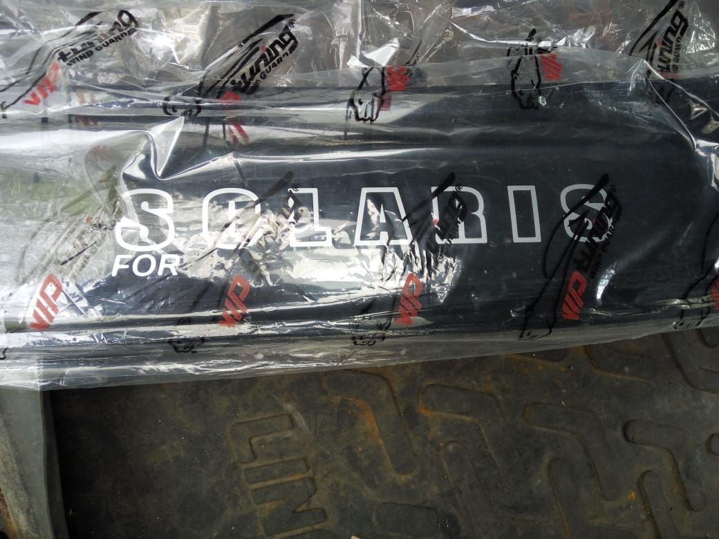 Дефлектор Vip-Tuning для капота (длинный) Hyundai Solaris II 2017-2026. Артикул HYD64